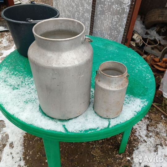 Продам бидон алюминиевый 8л и 2л