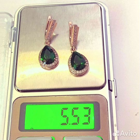 Золотые серьги