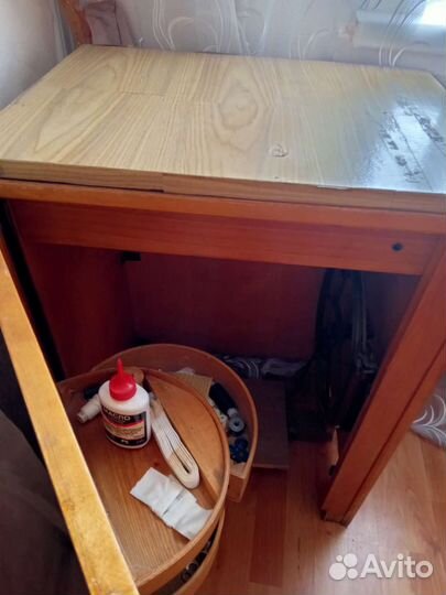 Тумба под швейную машинку