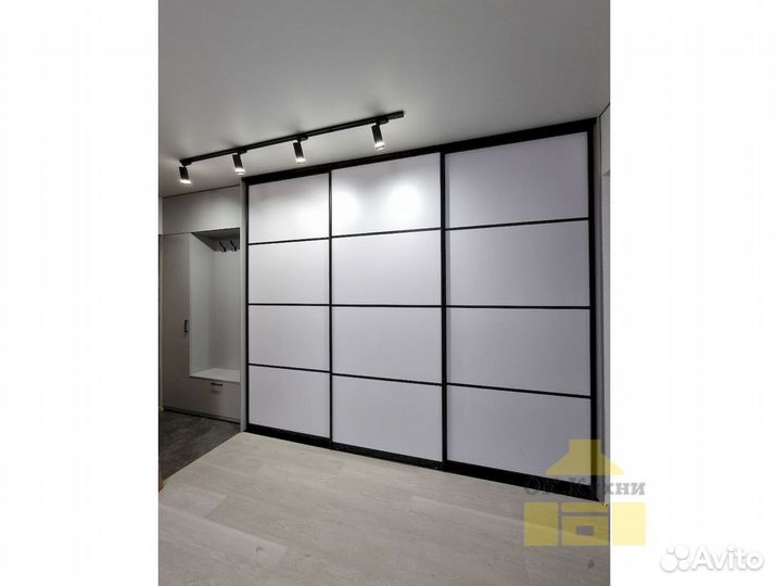 Шкафчик для ванной