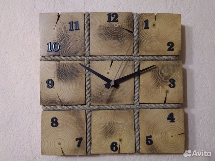 Часы настенные под заказ в стиле Loft из дерева