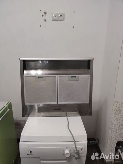 Вытяжка для кухни 60 см бу