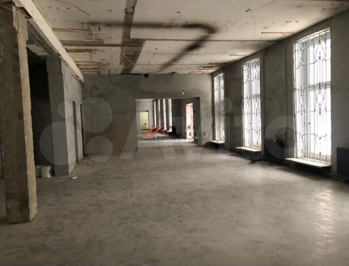 Сдам торговое помещение, 350 м²