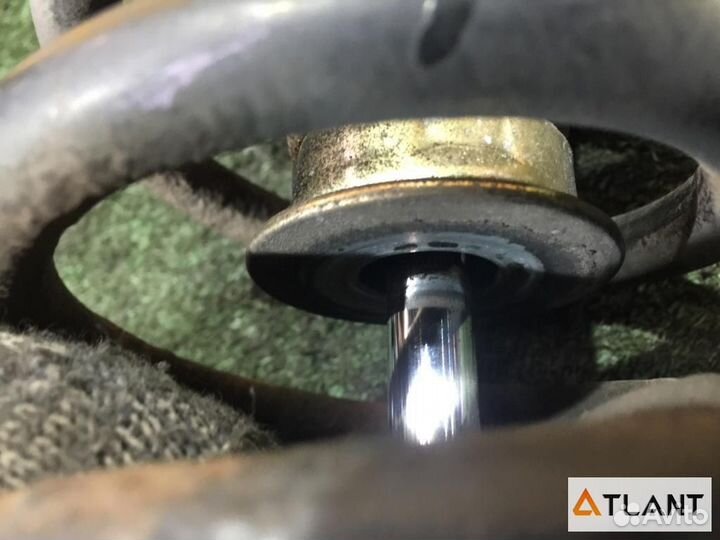 Стойка передняя toyota crown