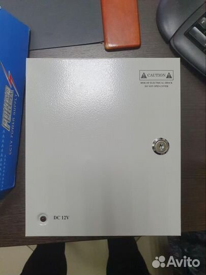Блок источника питания 9-канальный 12В