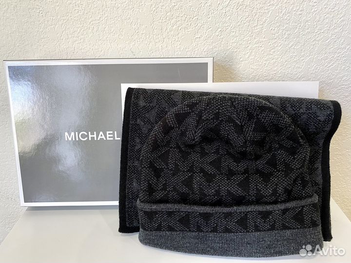 Шапка и шарф Michael Kors комплект