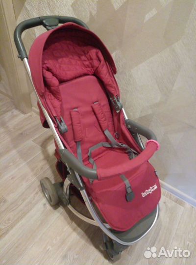 Прогулочная коляска babyton