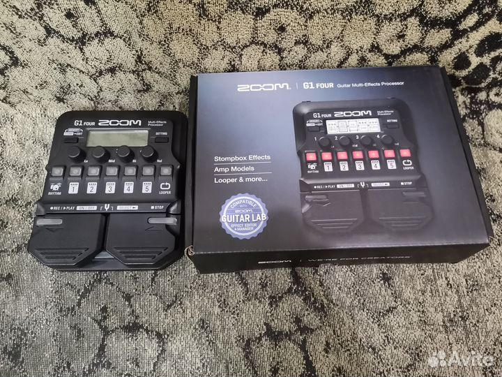 Гитарный процессор Zoom G1 Four