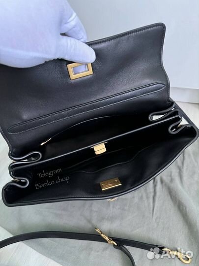 Сумка Balenciaga Rodeo Small bag