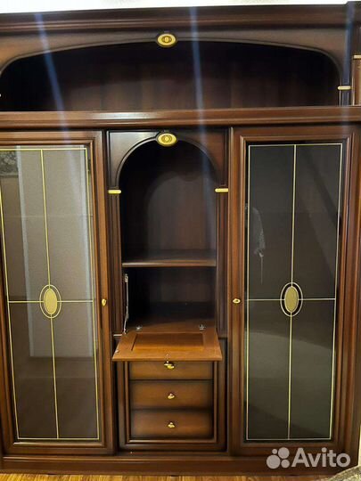 Буфеты и серванты бу