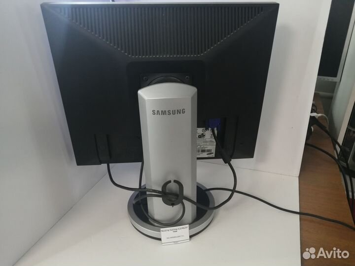 Монитор Samsung SyncMaster 940B