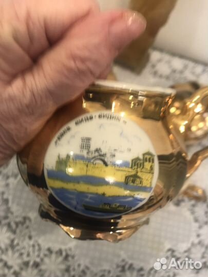 Чайно-кофейный сервиз золотой