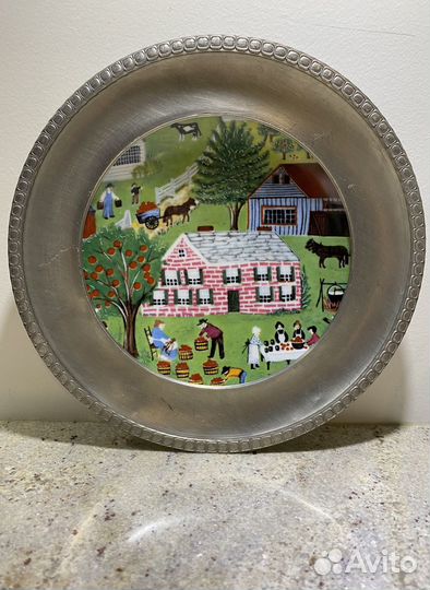 Тарелка, настенная. Керамика и олово. Франция