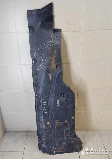 Защита днища правая Mercedes Benz ML W164 2007