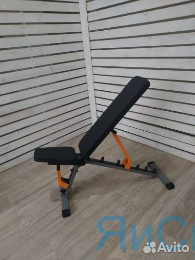 Спортивный инвентарь для тренировок и жима лежа