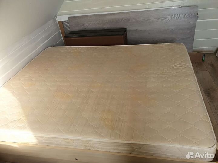 Матрас 160х200 бу