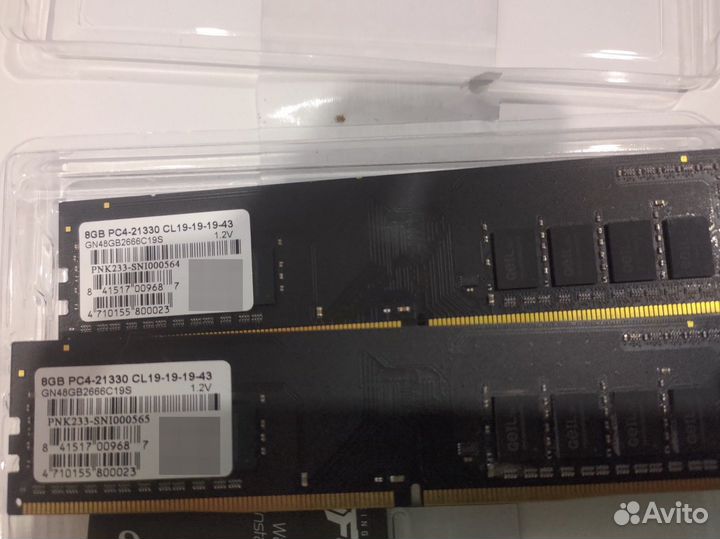 16 Gb 8x2 Gb плашки оперативной памяти NoName