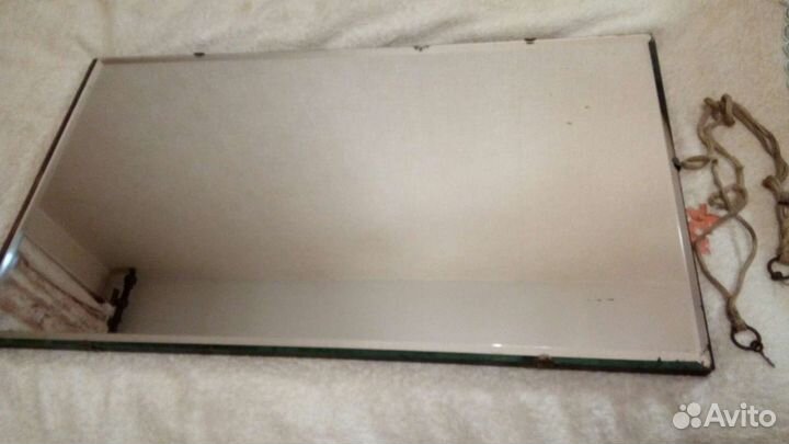 Старинное толстое настенное Зеркало