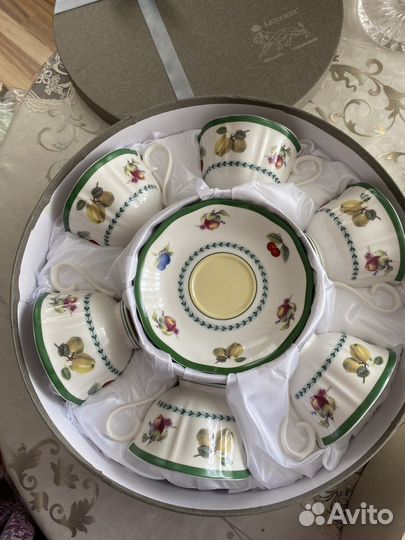 Чашки с блюдцами для чая