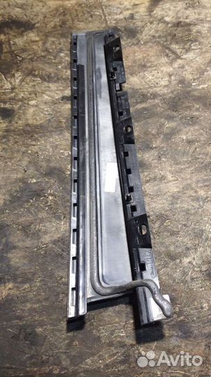 Молдинг задней правой двери Форд Фокус 3 2012 седа