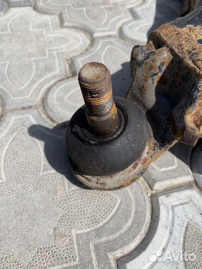 Нижний рычаг lexus lx450d