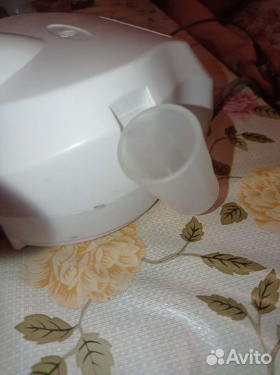 Держатель для маникюрного аппарата