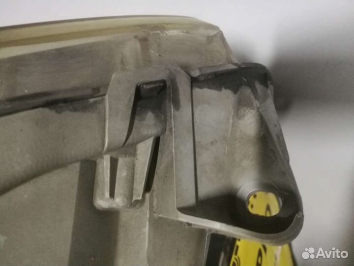 Фары Toyota Crown Majesta uzs186/uzs187