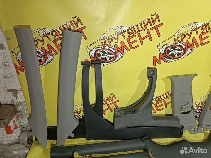 Пластик салона Hyundai Solaris седан 1.4 G4FA 2012