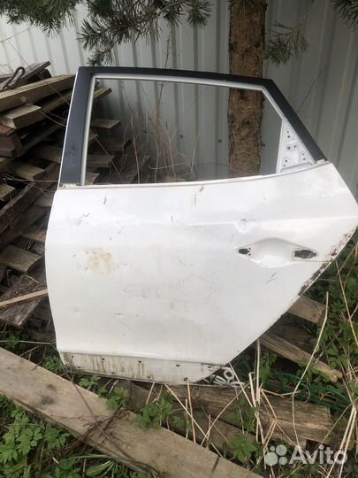 Задняя дверь ix 35