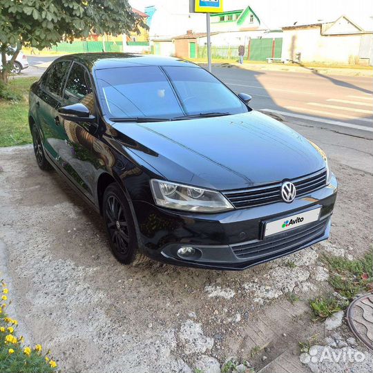 Volkswagen Jetta, 2012