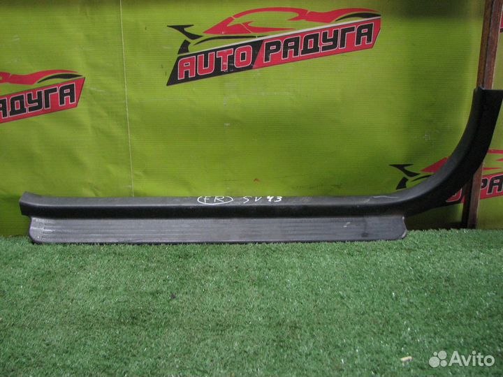 Порожек пластиковый toyota CV43,SV41, SV42,SV43,CV