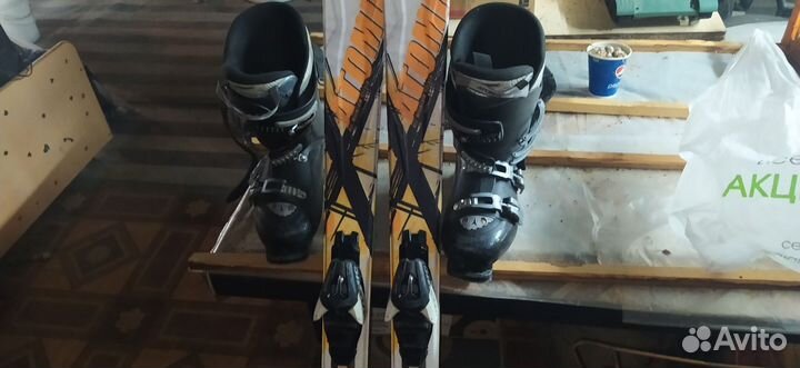 Горнолыжные ботинки + лыжи к ним