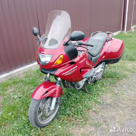 Honda NT650V Deauville