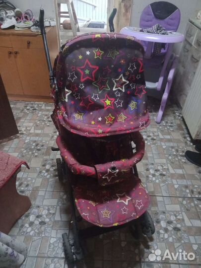 Прогулочная коляска трость