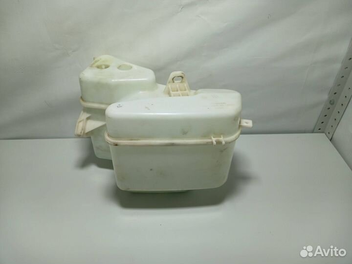 Бачок омывателя Land Rover Range Rover Evoque