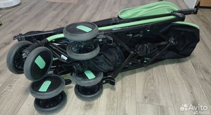 Прогулочная коляска трость peg perego pliko mini