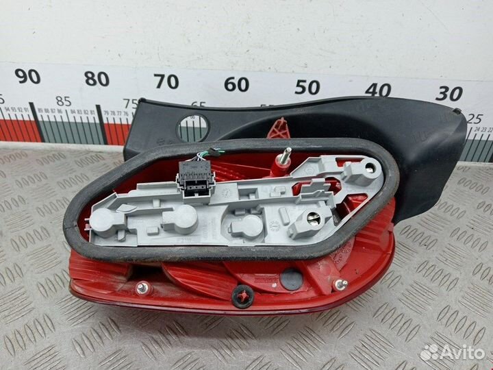 Фонарь задний левый для Renault Modus