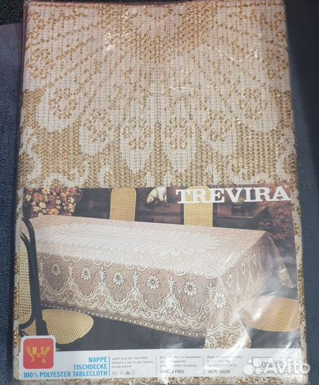 Скатерть trevira 100*100