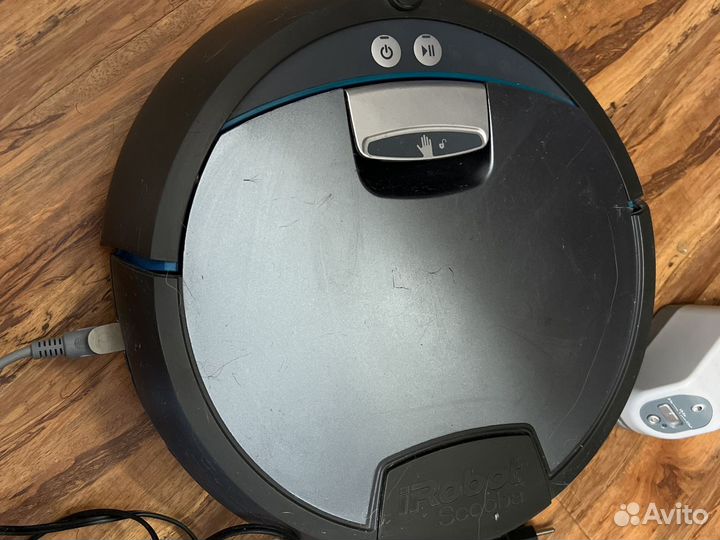 Робот пылесос айробот 390