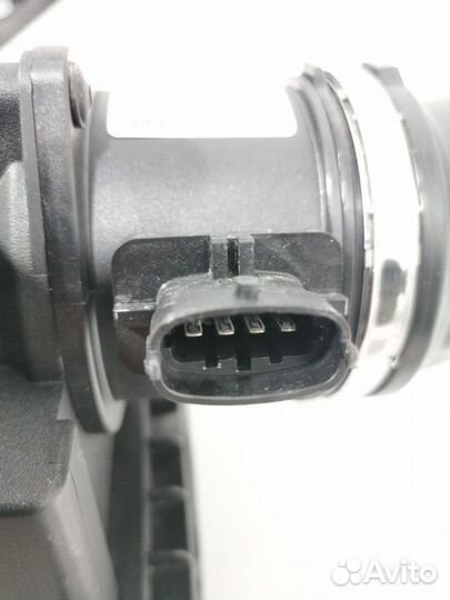 Расходомер воздуха Land Rover Range Rover Velar