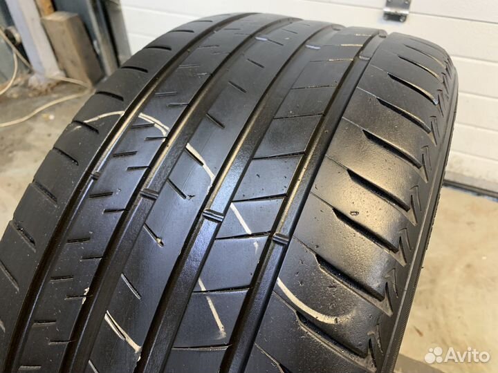 Bridgestone Alenza 001 275/35 R21