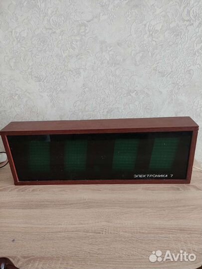 Часы электроника 7-06к