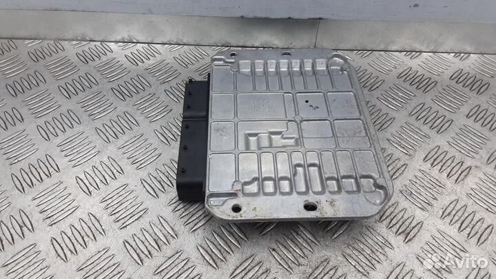 Блок управления двигателем Mitsubishi Montero/Paje