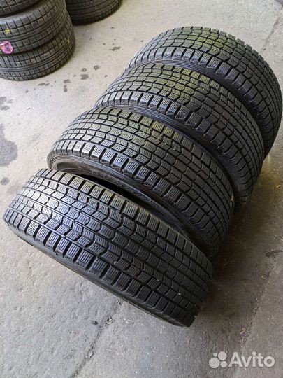 Dunlop Grandtrek SJ7 225/65 R17