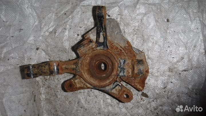 Кулак поворотный передний правый KIA Ceed (ED) 20