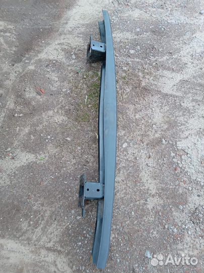 Усилитель бампера