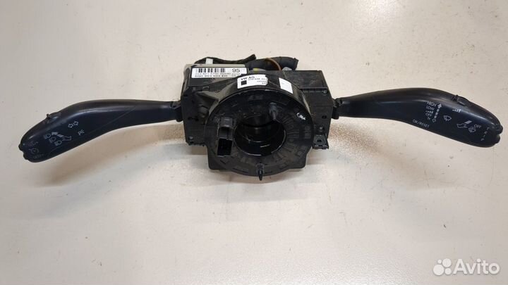 Переключатель поворотов и дворников Volkswagen Ama