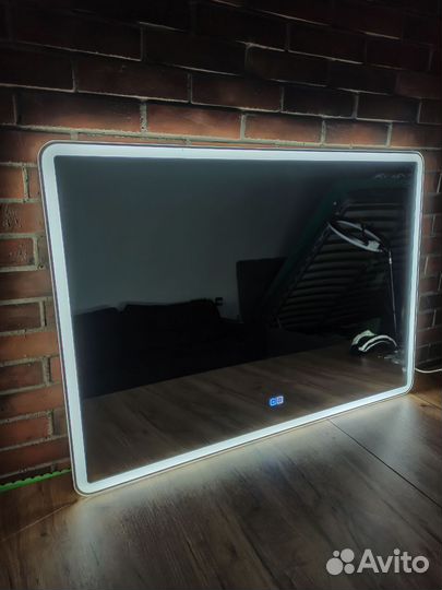 Зеркало в ванную с подсветкой