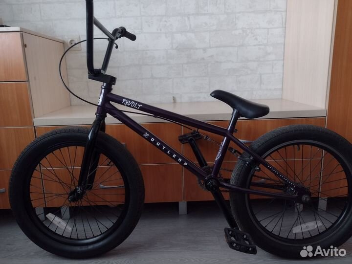 Велосипед bmx Outleap revolt