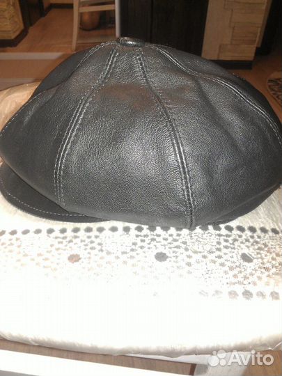 Кепка из натуральной кожи